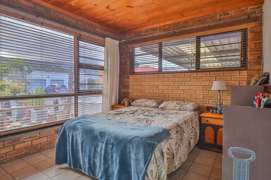 3 Bedroom Property for Sale in Kleinmond Western Cape